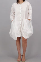 Load image into Gallery viewer, 3/4 Sleeve Bubble Dress (2 Colors)
