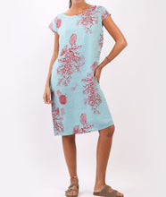 Load image into Gallery viewer, Italian Linen Coral Reef Print Lagenlook Midi Shift Dress (3 Colors)
