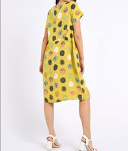 Load image into Gallery viewer, Italian Linen Polka Dot Lagenlook Shift Dress (5 Colors)
