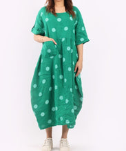 Load image into Gallery viewer, Italian Polka Dot Print Linen Lagenlook Dress
