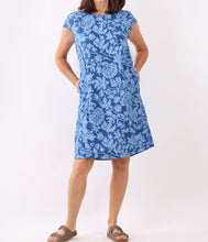 Load image into Gallery viewer, Italian Floral Linen Lagenlook Shift Dress (4 Colors)
