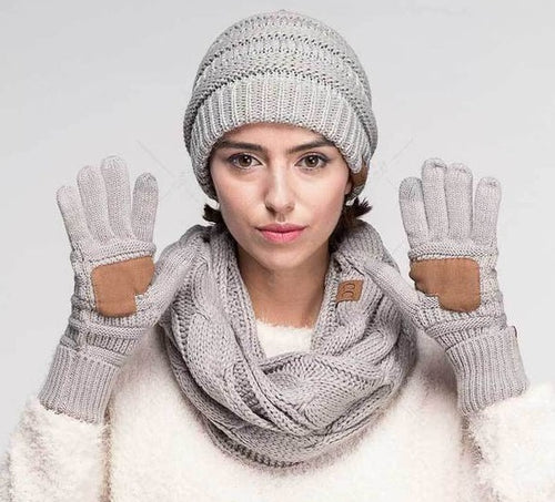 C.C. Solid Ribbed Gloves with Touchscreen Tips - CeCe Fashion Boutique